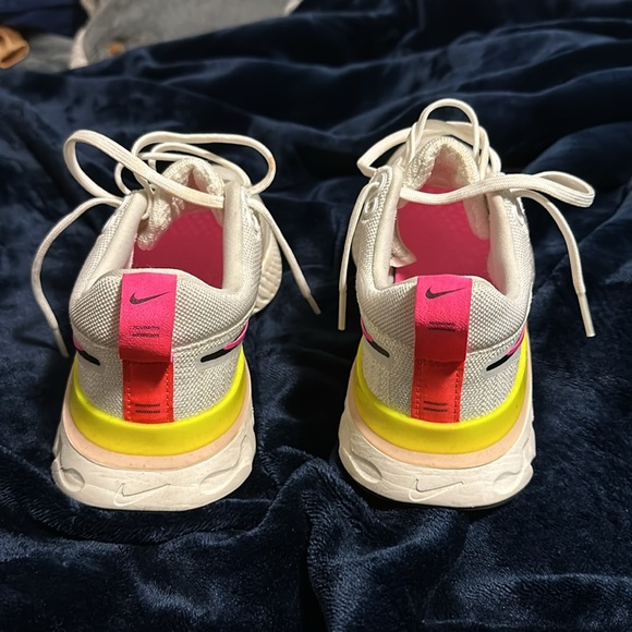 Nike Women's Reacts - Size 8.5 - Gently Used - White,Hot Pink,Neon Yellow-No Box - Picture 4 of 6